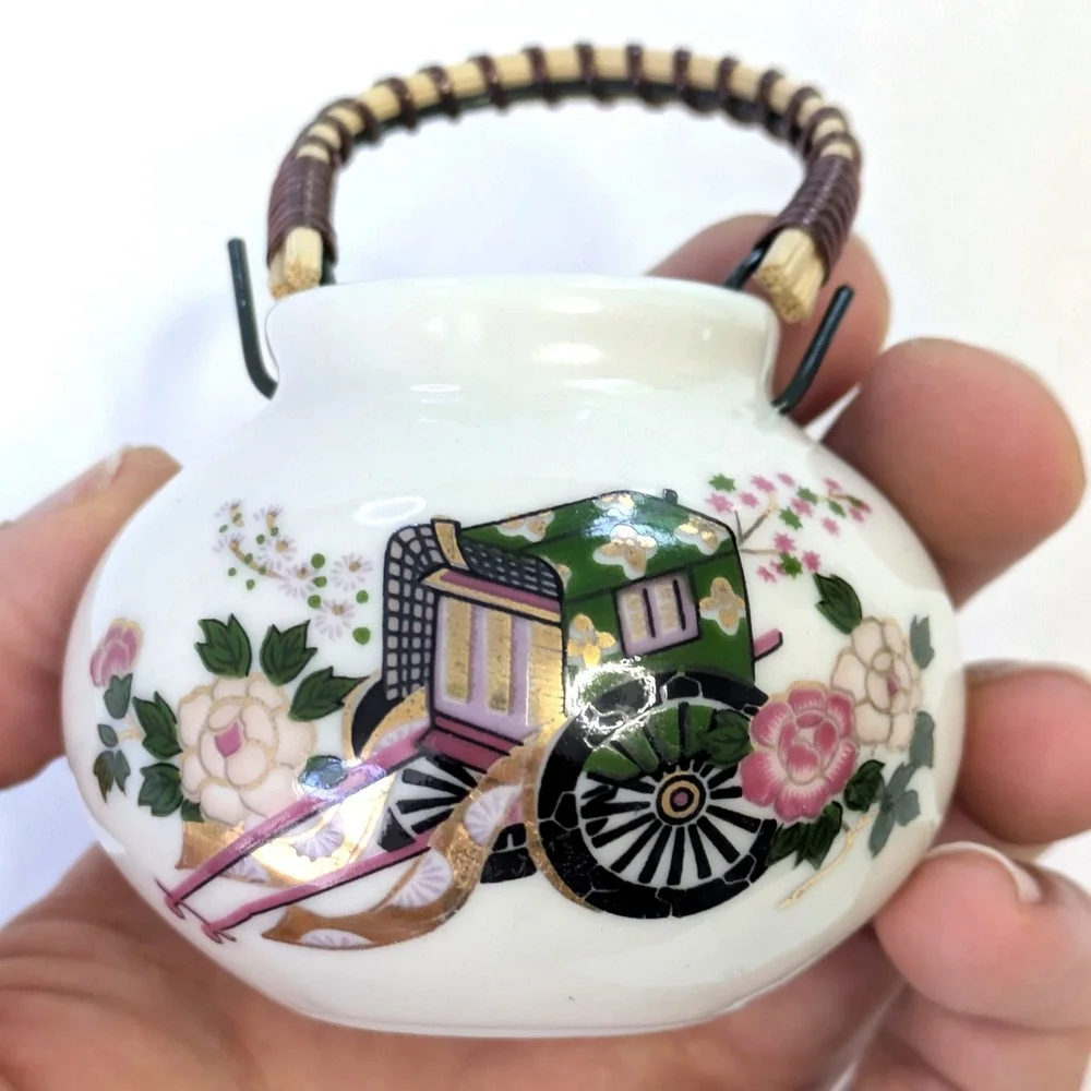 Kutani vintage porcelain